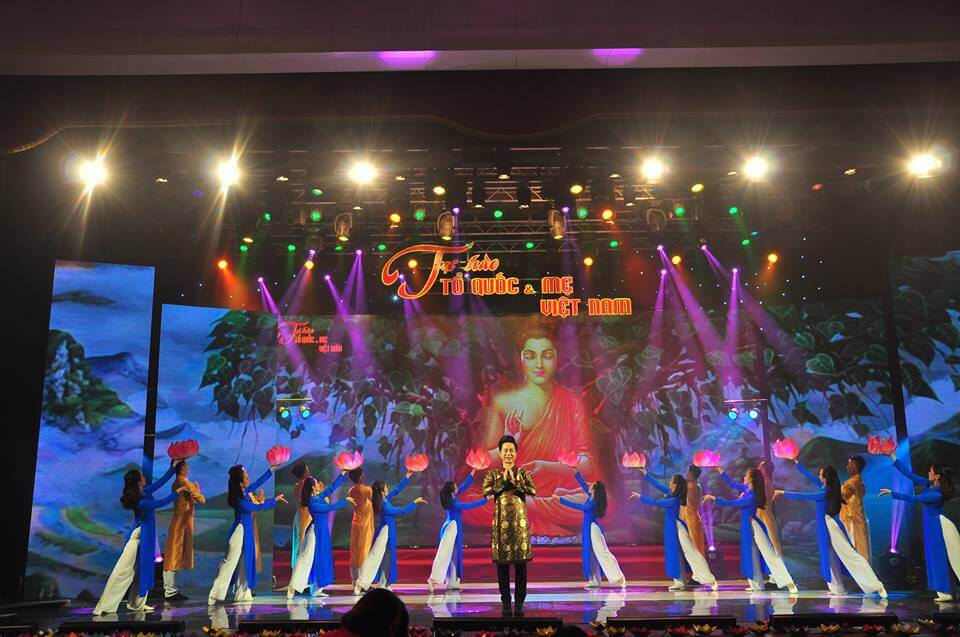 Chương trình “Tự hào Tổ quốc và mẹ Việt Nam”